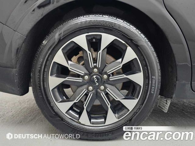 Kia Canival 2023 — photo 5