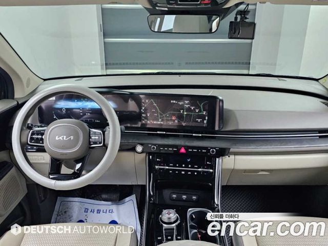 Kia Canival 2023 — photo 7