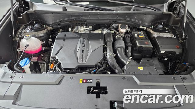 Hyundai Santafe 2025 — photo 6