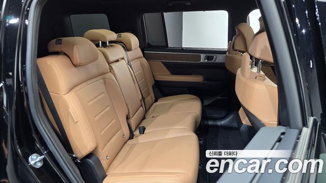 Hyundai Santafe 2025 — photo 17