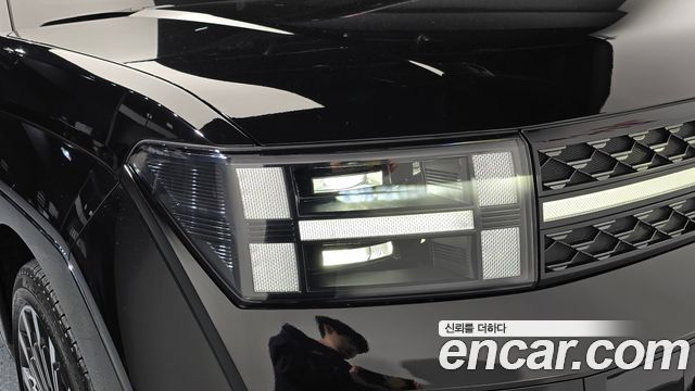 Hyundai Santafe 2025 — photo 8