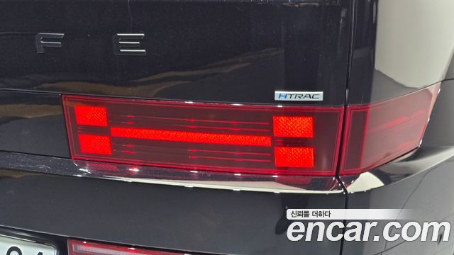 Hyundai Santafe 2025 — photo 9
