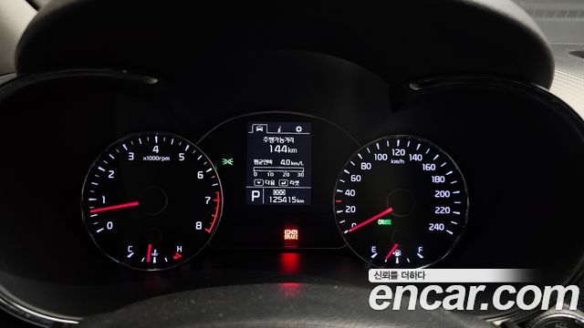 Kia K3 2015 — photo 8