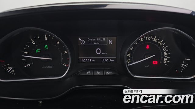 Peugeot 208 2016 — photo 8