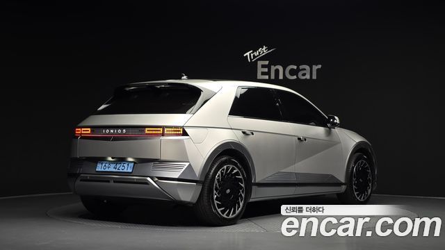 Hyundai Ioniq5 2022 — photo 2