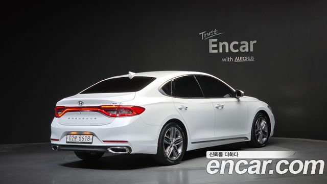 Hyundai Grandeur 2018 — photo 2
