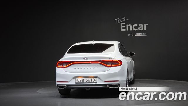 Hyundai Grandeur 2018 — photo 4