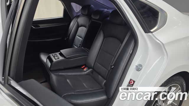 Hyundai Grandeur 2018 — photo 18