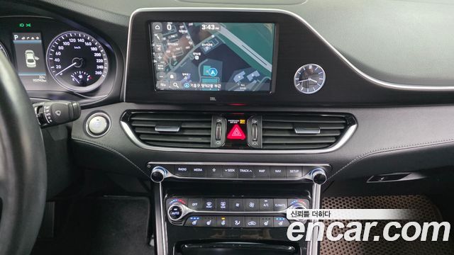 Hyundai Grandeur 2018 — photo 19