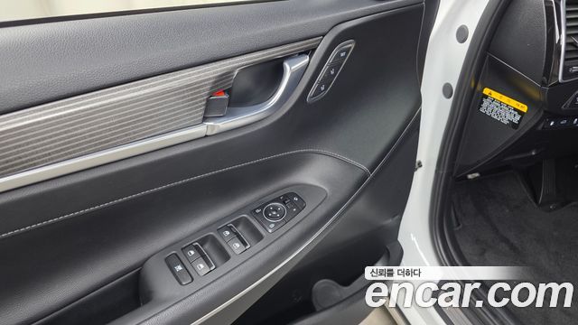 Hyundai Grandeur 2018 — photo 29
