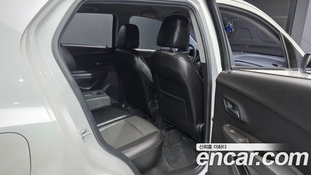 Chevrolet Korea Trax 2017 — photo 12