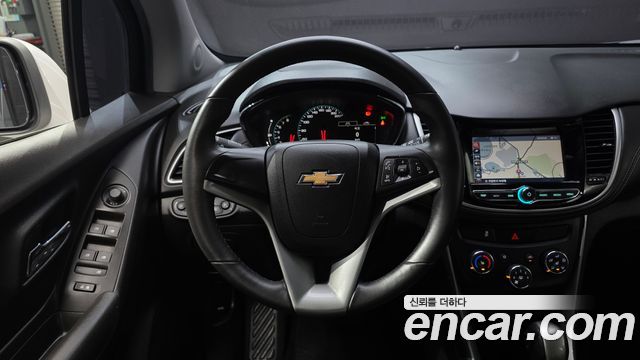 Chevrolet Korea Trax 2017 — photo 13
