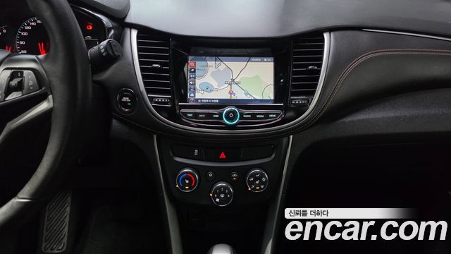 Chevrolet Korea Trax 2017 — photo 14