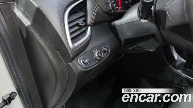 Chevrolet Korea Trax 2017 — photo 19