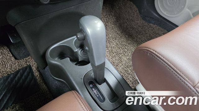 Nissan Cube 2014 — photo 9