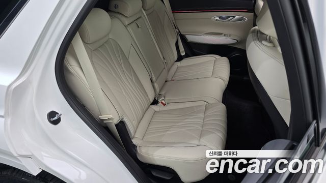 Genesis GV70 2025 — photo 17