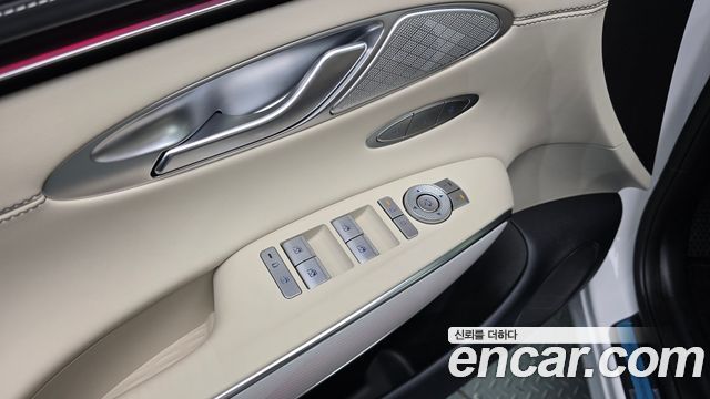 Genesis GV70 2025 — photo 29