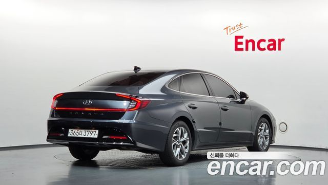 Hyundai Sonata 2022 — photo 2