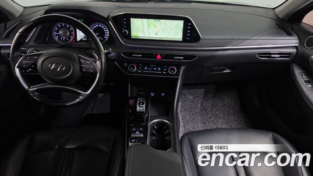 Hyundai Sonata 2022 — photo 10
