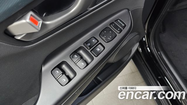 Hyundai Kona 2018 — photo 28