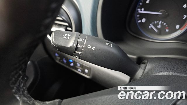 Hyundai Kona 2018 — photo 29