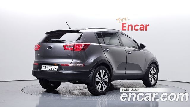 Kia Sportage 2011 — photo 2