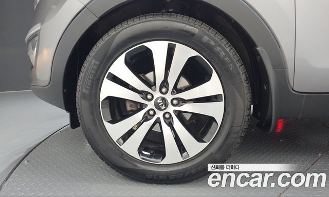 Kia Sportage 2011 — photo 5