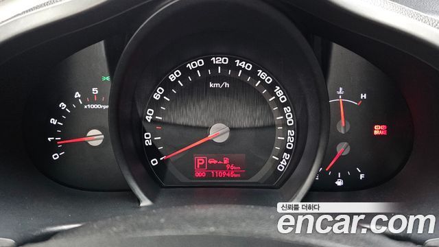 Kia Sportage 2011 — photo 8