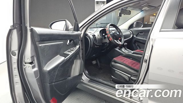 Kia Sportage 2011 — photo 10