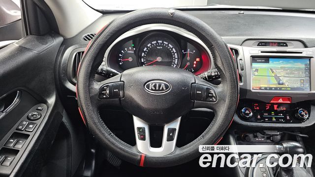 Kia Sportage 2011 — photo 13