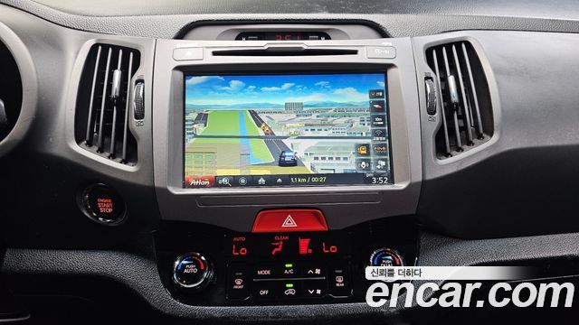 Kia Sportage 2011 — photo 14