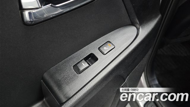 Kia Sportage 2011 — photo 18