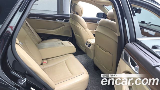 Hyundai Genesis 2015 — photo 12
