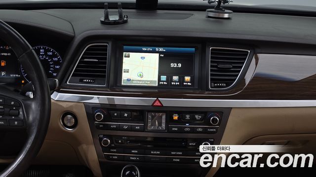 Hyundai Genesis 2015 — photo 14