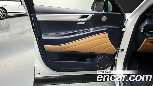 Genesis GV80 2021 — photo 14