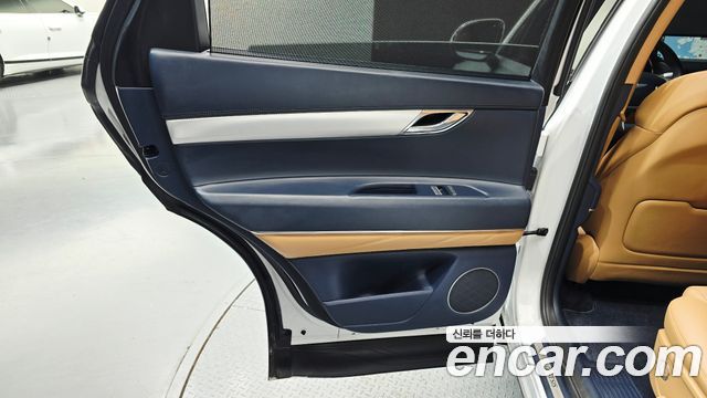 Genesis GV80 2021 — photo 15
