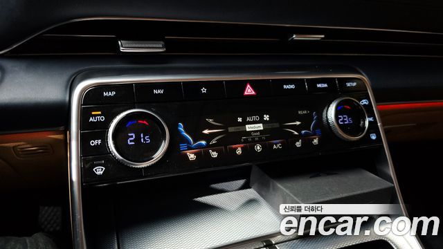 Genesis GV80 2021 — photo 31