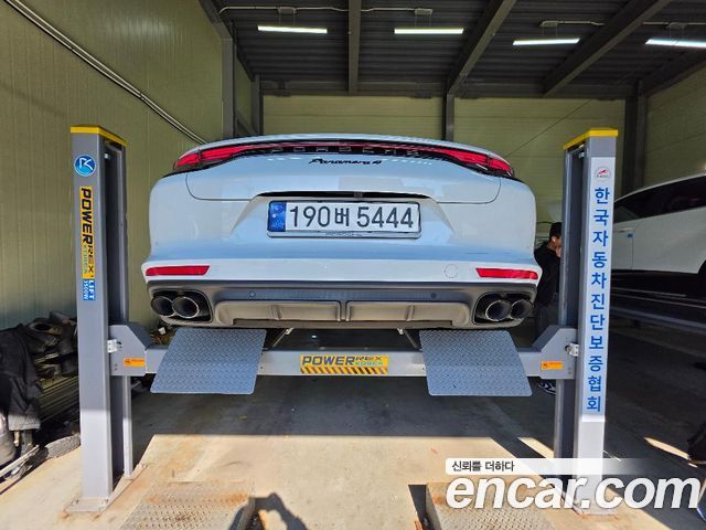 Porsche Panamera 2024 — photo 2