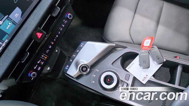 Kia EV6 2022 — photo 13