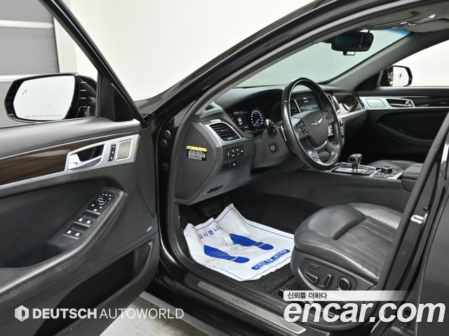 Genesis G80 2018 — photo 11