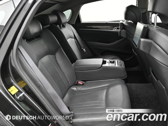 Genesis G80 2018 — photo 12