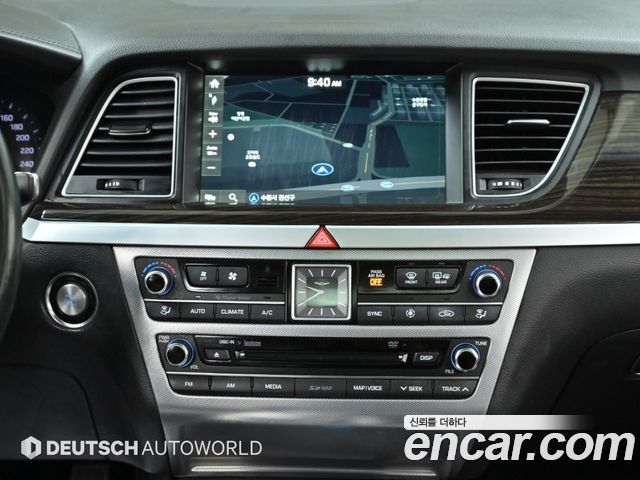 Genesis G80 2018 — photo 14