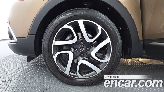Renault Korea QM3 2016 — photo 5