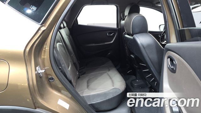 Renault Korea QM3 2016 — photo 11