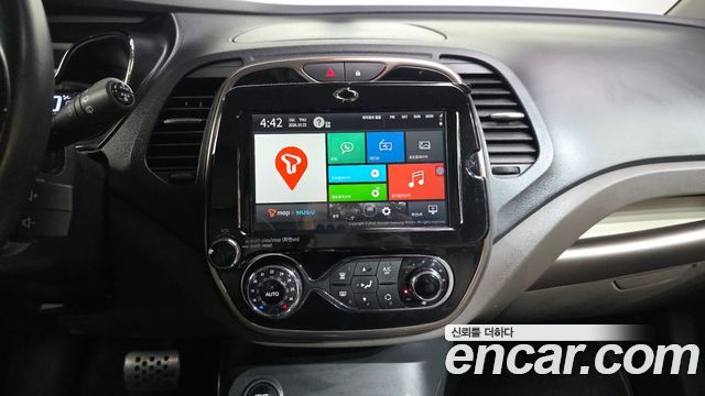 Renault Korea QM3 2016 — photo 14