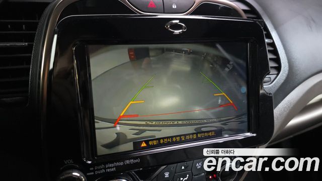 Renault Korea QM3 2016 — photo 15