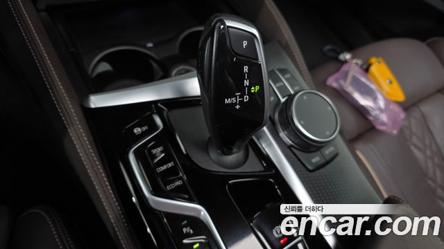 BMW Gran Turismo 2023 — photo 12