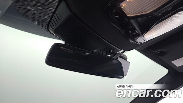 BMW Gran Turismo 2023 — photo 22
