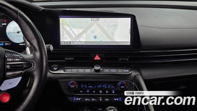 Hyundai AVANTE 2022 — photo 19