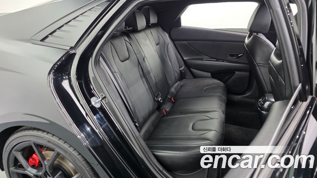 Hyundai AVANTE 2022 — photo 25